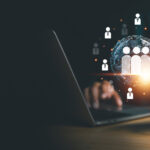 Geschäftsleute verwenden Computer